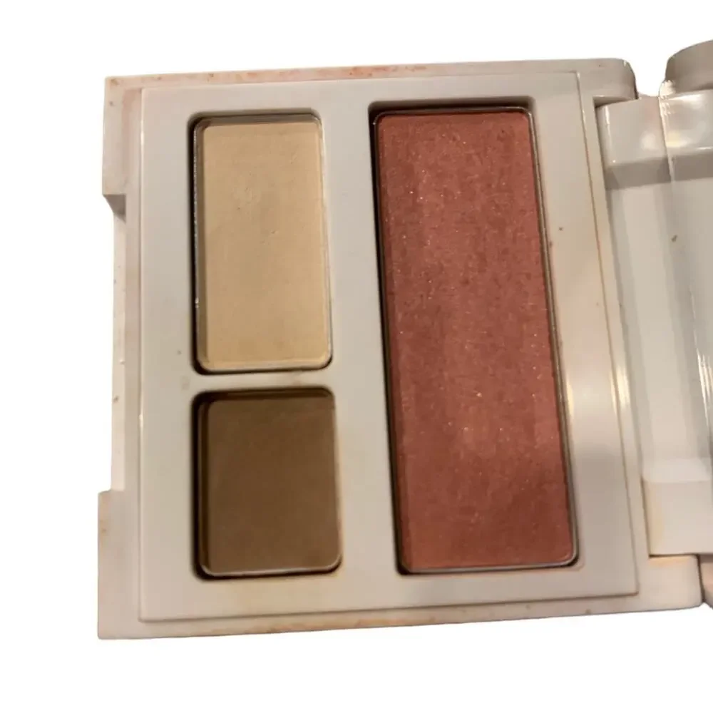Swatched Clinique Colour Surge Eye Shadow Duo Butter Pecan & Blushing Blush Powd